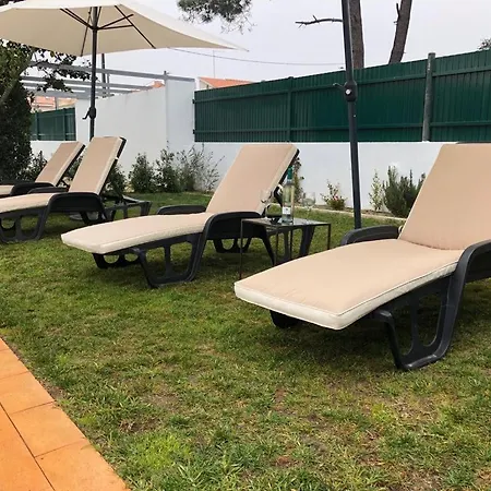 Caparica Pool Beach House *